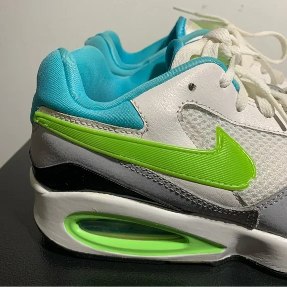 Nike Air Max - Picture 2 of 12